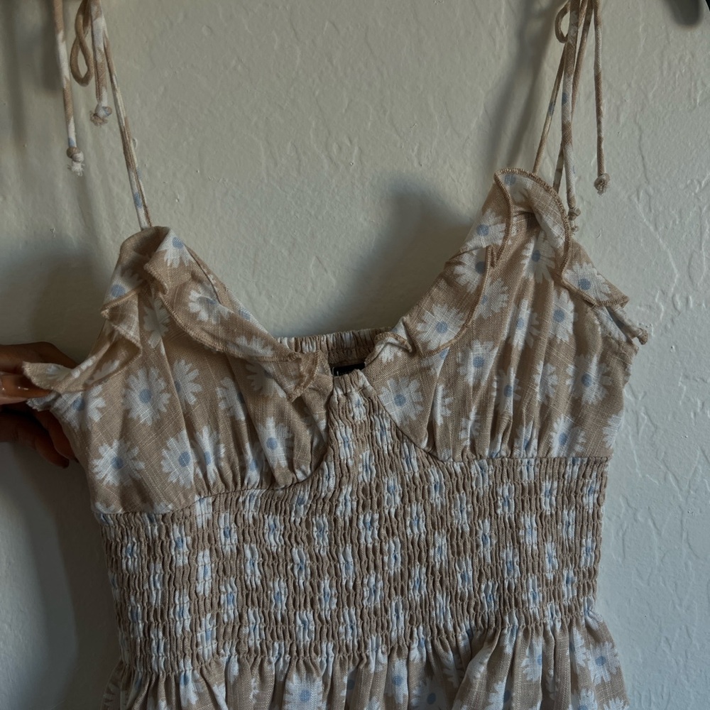 Forever 21 Beige Floral Smocked Dress